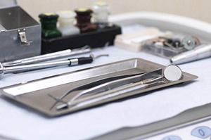 春日市のオフィス勤務男性におすすめ！忙しい生活に合う歯医者選びのポイント