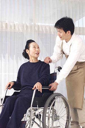 ニキビに悩んでいるなら早めに考えよう