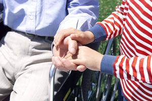 安心の透明装置を用いるマウスピース矯正