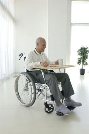 京都にある歯医者「あおい矯正歯科」